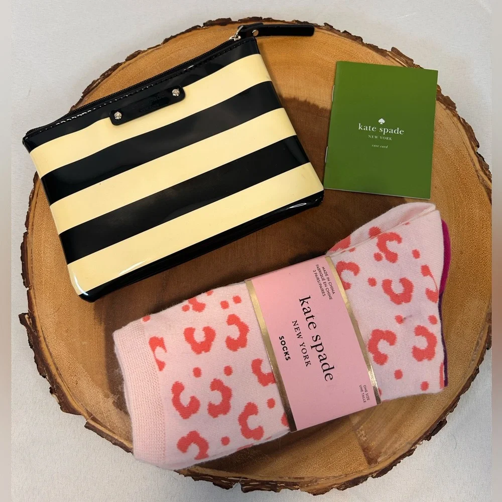 Kate Spade Lolly Penn Valley Patent Striped Mini Pouch Wallet &‎ 3 New Socks